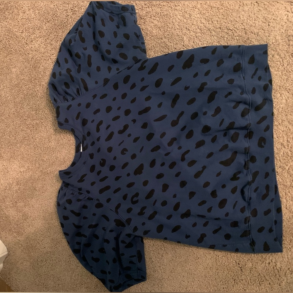 Clare V Blue and Black Printed Puff-Sleeve Top